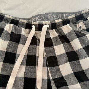 American Eagle Black and White Plaid Pajama Pants, Mens L